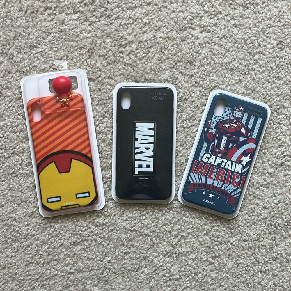 Pack of 3 Marvel MINISO iPhone XS MAX Cases